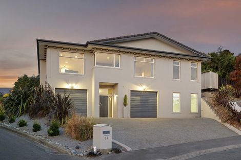 Photo of property in 37 Highcrest Heights, Westmorland, Christchurch, 8025