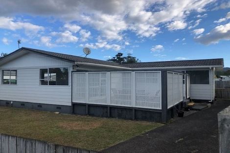 Photo of property in 47 Tabitha Crescent, Henderson, Auckland, 0612