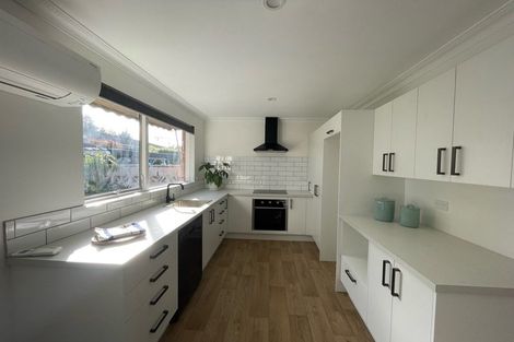 Photo of property in 1/427 Avonhead Road, Avonhead, Christchurch, 8042