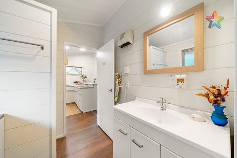 Photo of property in 106 Cambridge Terrace, Fairfield, Lower Hutt, 5011