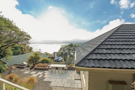 Photo of property in 13 Thane Road, Roseneath, Wellington, 6011