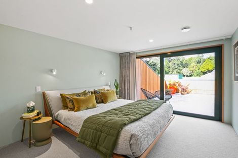 Photo of property in 15 Fillis Street, New Plymouth, 4310