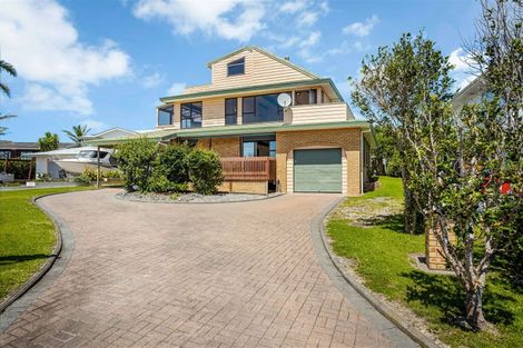 Photo of property in 62 Bay Vista Drive, Red Beach, 0932