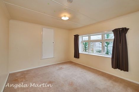 Photo of property in 34 Shamrock Street, Takaro, Palmerston North, 4412