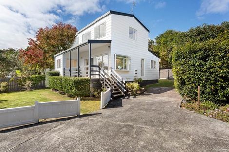 Photo of property in 2/12 Taynith Place, Glenfield, Auckland, 0629
