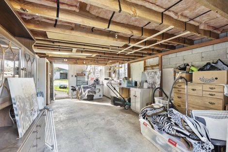 Photo of property in 11 Pirinoa Street, Feilding, 4702