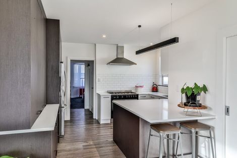 Photo of property in 217 Meola Road, Point Chevalier, Auckland, 1022