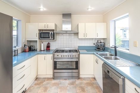 Photo of property in 5 Kawatiri Avenue, Gonville, Whanganui, 4501