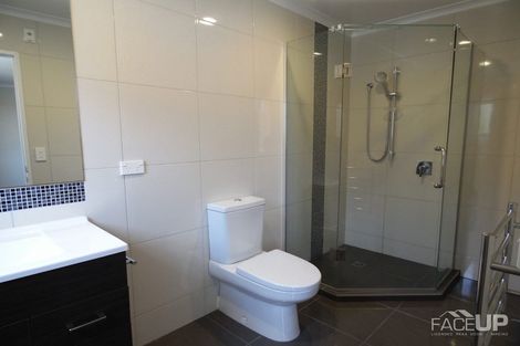 Photo of property in 213 Hobsonville Point Road, Hobsonville, Auckland, 0616