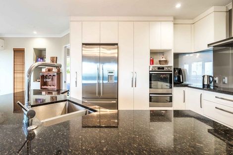 Photo of property in 14 Estates Terrace, Welcome Bay, Tauranga, 3175