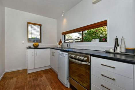 Photo of property in 146 Innes Road, St Albans, Christchurch, 8052