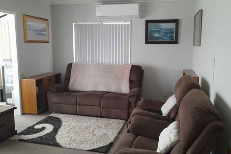 Photo of property in 32 Stirling Street, Te Aroha, 3320