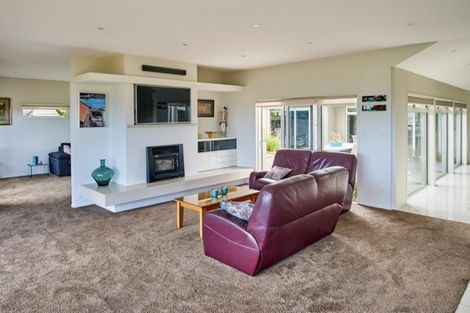 Photo of property in 27 Mo Street, Camborne, Porirua, 5026