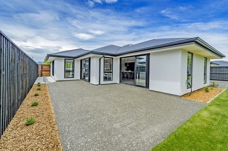 Photo of property in 15 Whitburn Avenue, Halswell, Christchurch, 8025