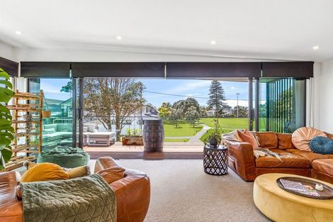 Photo of property in 3a William Bayes Place, Red Beach, 0932