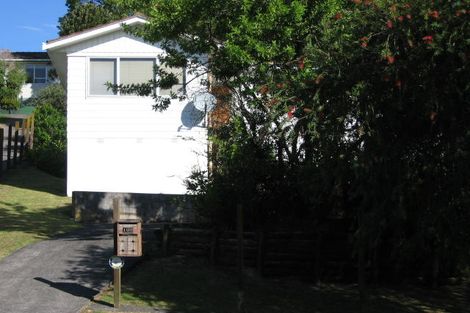Photo of property in 102 Awaruku Road, Torbay, Auckland, 0630