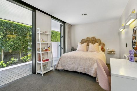Photo of property in 23-27 Lake View Road, Takapuna, Auckland, 0622