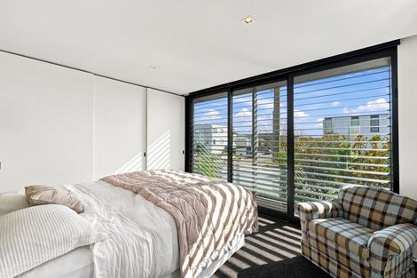 Photo of property in 1 Millbank Lane, Merivale, Christchurch, 8014