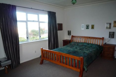 Photo of property in 18 Earls Road, Saint Clair, Dunedin, 9012