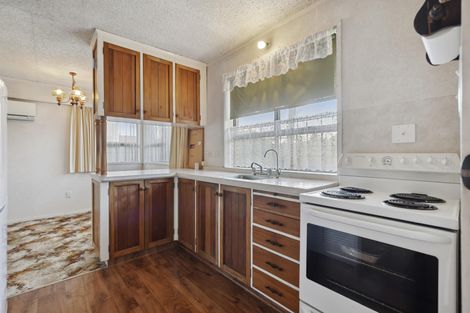 Photo of property in 22b Bunnythorpe Road, Papakura, 2110