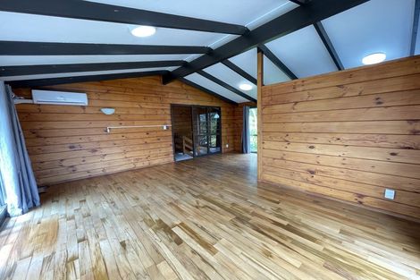 Photo of property in 26 Seaview Road, Glenfield, Auckland, 0629