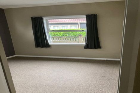 Photo of property in 12 Montgomery Terrace, Hokowhitu, Palmerston North, 4410