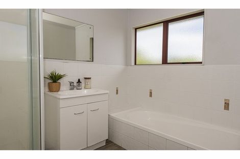 Photo of property in 3 Pearce Drive, Te Kamo, Whangarei, 0112