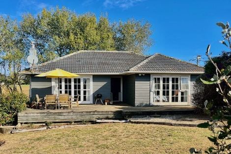 Photo of property in 653 Te Mata Road, Raglan, 3295