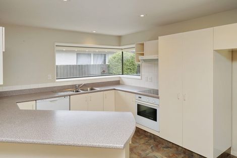 Photo of property in 2/371 Withells Road, Avonhead, Christchurch, 8042