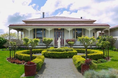 Photo of property in 333 Upland Road, Tarurutangi, New Plymouth, 4372