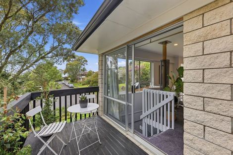 Photo of property in 2/12 Mahuta Grove, Northcote, Auckland, 0627