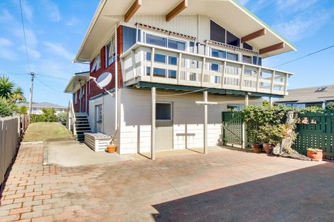 Photo of property in 50 Kokich Crescent, Onerahi, Whangarei, 0110