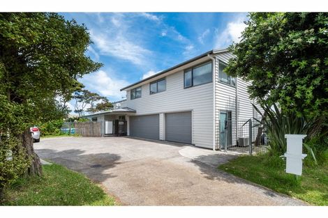 Photo of property in 131 Colwill Road, Massey, Auckland, 0614