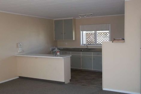 Photo of property in 98 Taharepa Road, Hilltop, Taupo, 3330