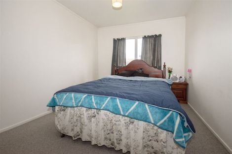 Photo of property in 280 Shakespeare Street, Leamington, Cambridge, 3432