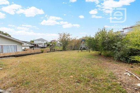 Photo of property in 6a Waari Avenue, Sunnyvale, Auckland, 0612