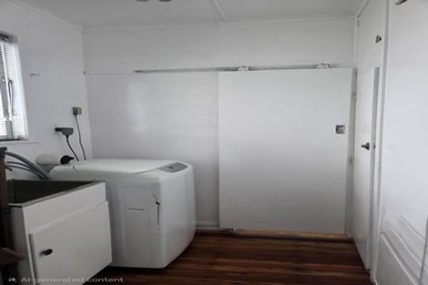 Photo of property in 1b Farnworth Avenue, Holdens Bay, Rotorua, 3010