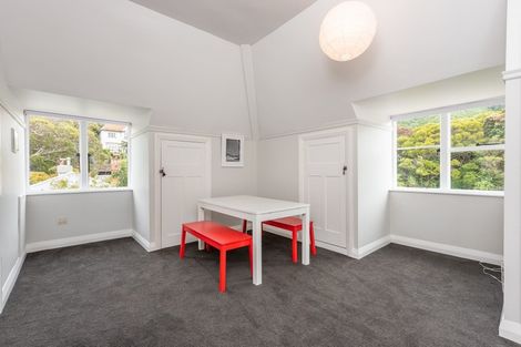 Photo of property in 9 Easdale Street, Kelburn, Wellington, 6012