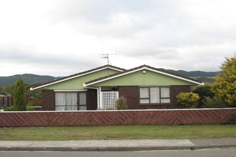 Photo of property in 108 Hillcrest Road, Raumati Beach, Paraparaumu, 5032