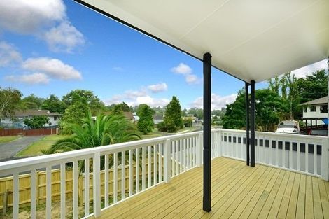 Photo of property in 12 Midgley Road, West Harbour, Auckland, 0618