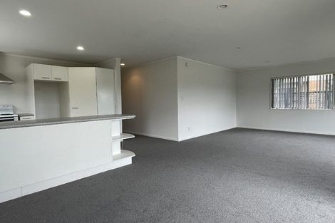 Photo of property in 19b Mcgowan Place, Orewa, 0931