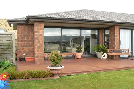 Photo of property in 17 Stony Hill Place, Grenada Village, Wellington, 6037