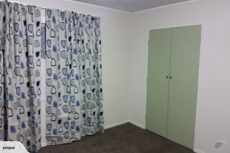 Photo of property in 2/35 Seabrook Avenue, New Lynn, Auckland, 0600