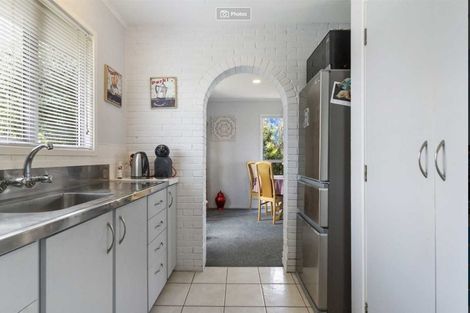 Photo of property in 7 Woodman Place, West Harbour, Auckland, 0618