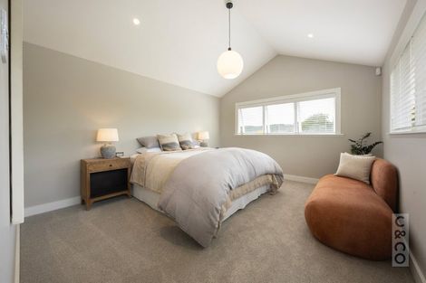 Photo of property in 2 Queen Street, Riverhead, 0820