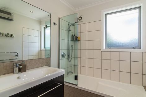 Photo of property in 1 Lomita Road, Johnsonville, Wellington, 6037