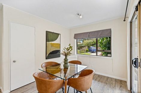 Photo of property in 2/20 Glenwood Avenue, Birkenhead, Auckland, 0626