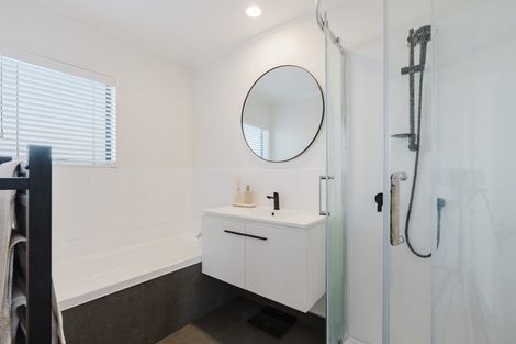 Photo of property in 25 Kentucky Crescent, Nawton, Hamilton, 3200