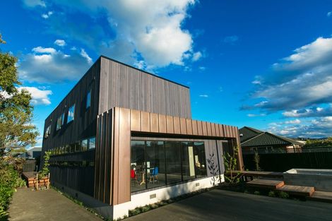 Photo of property in 5 Wharenui Road, Upper Riccarton, Christchurch, 8041