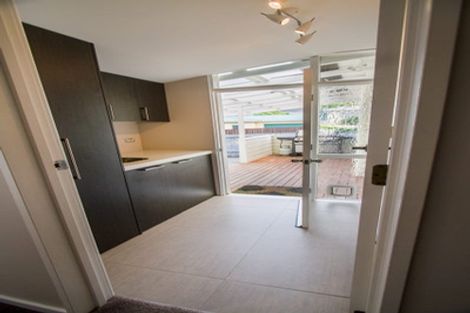 Photo of property in 1/296 Wairau Road, Glenfield, Auckland, 0629